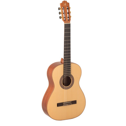 Admira A45 classicial guitar
