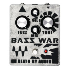 Death by Audio Bass War Fuzz efektu pedālis